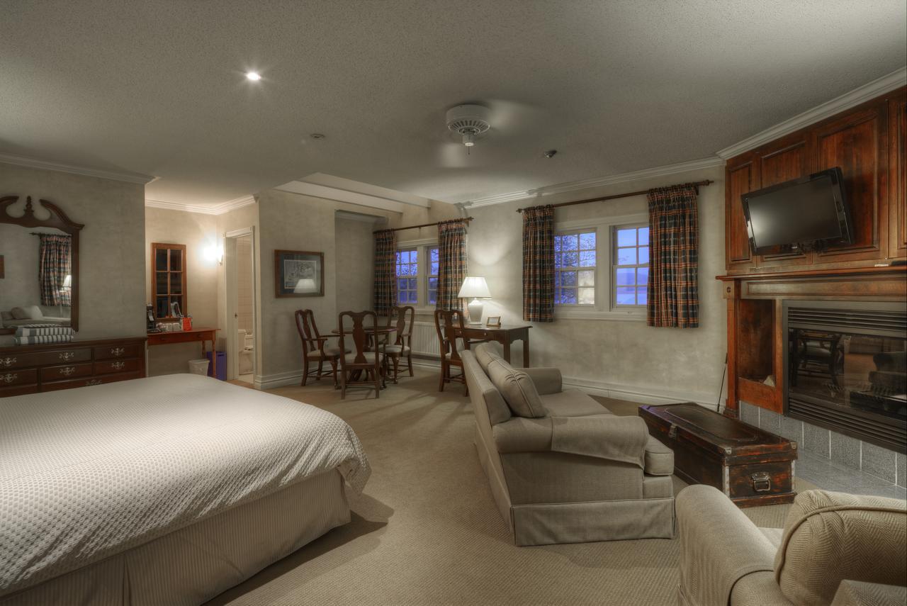 Sir Sam'S Inn & Spa (Adults Only) Haliburton Εξωτερικό φωτογραφία