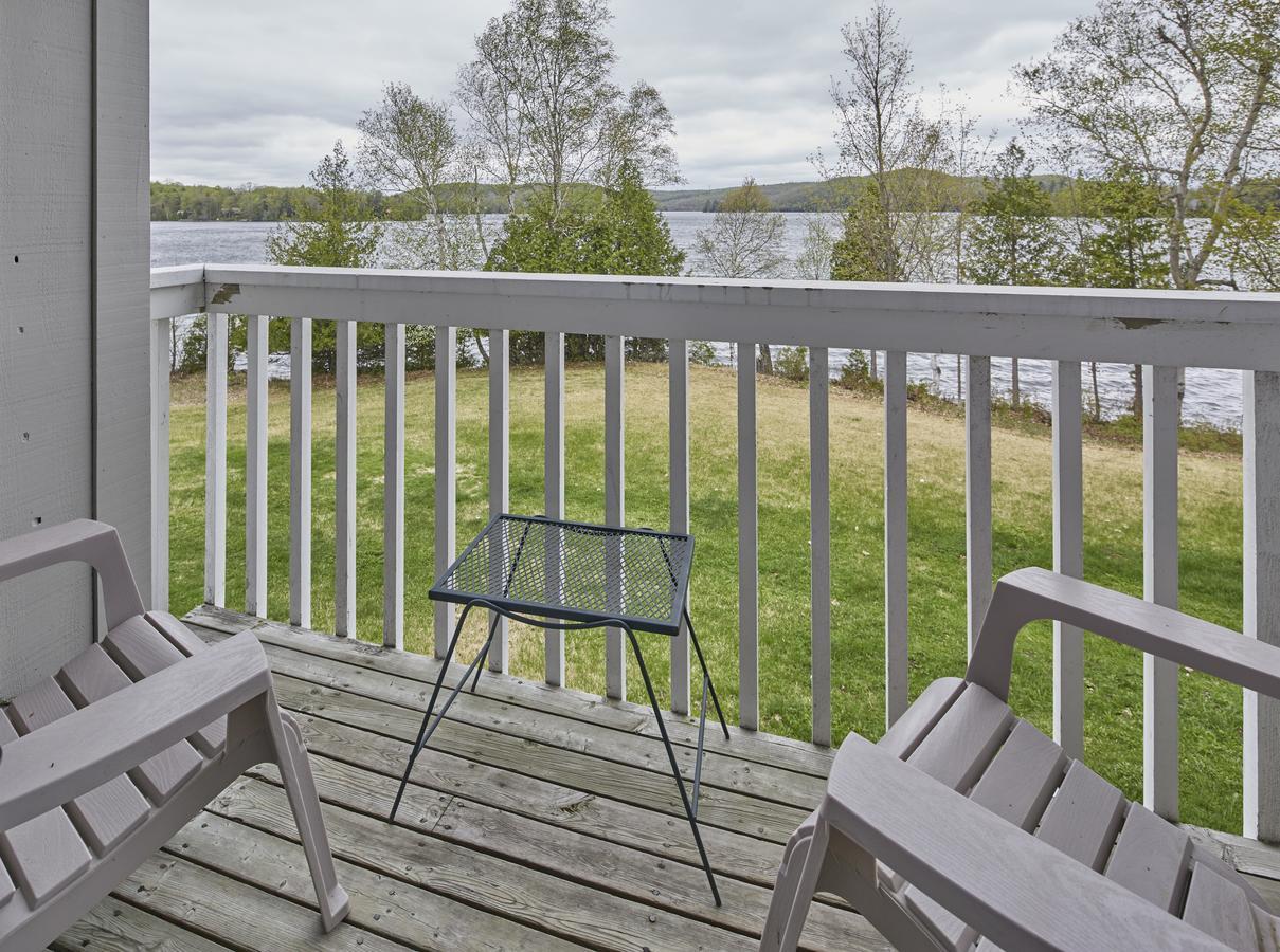 Sir Sam'S Inn & Spa (Adults Only) Haliburton Εξωτερικό φωτογραφία