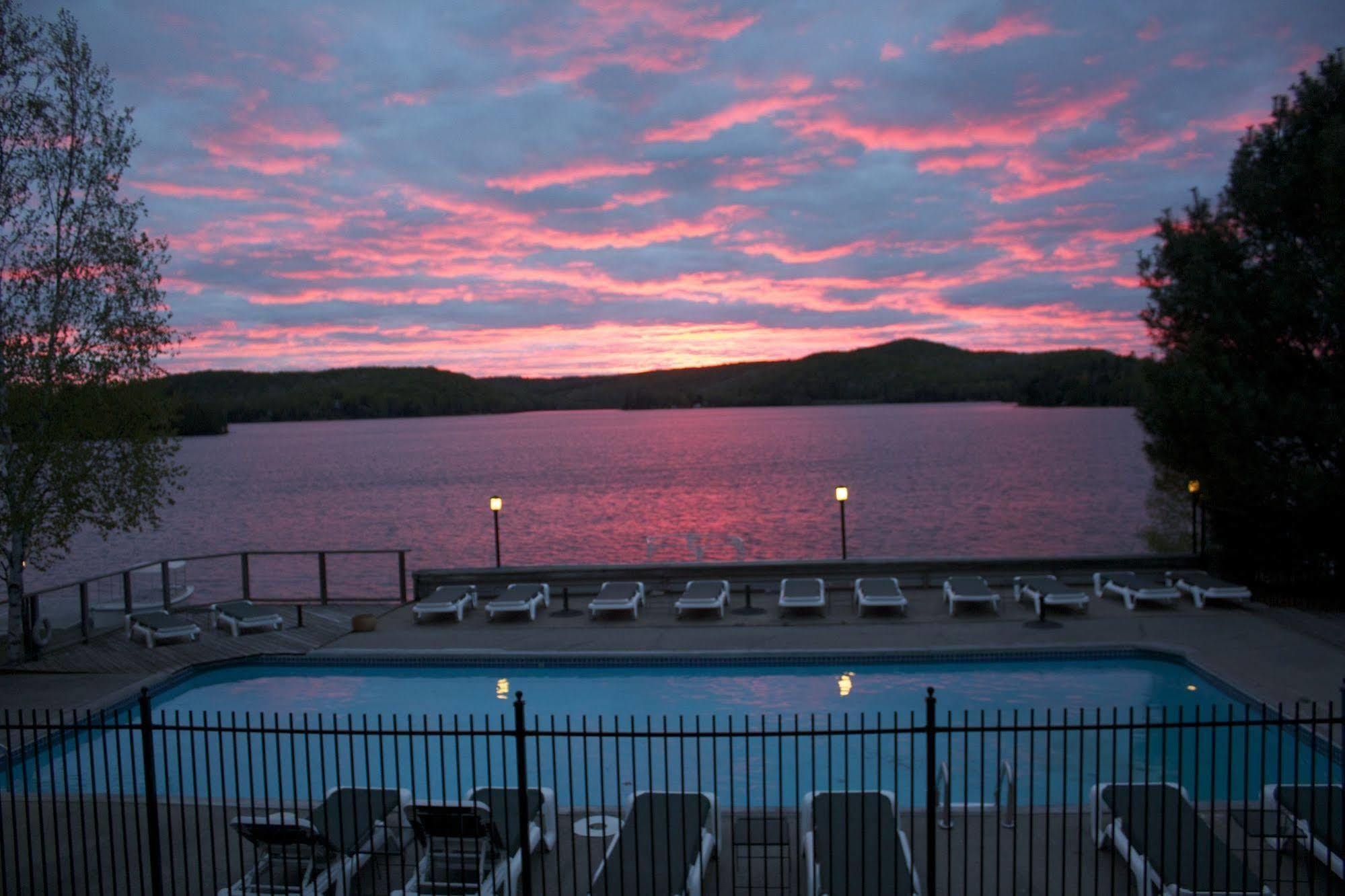 Sir Sam'S Inn & Spa (Adults Only) Haliburton Εξωτερικό φωτογραφία