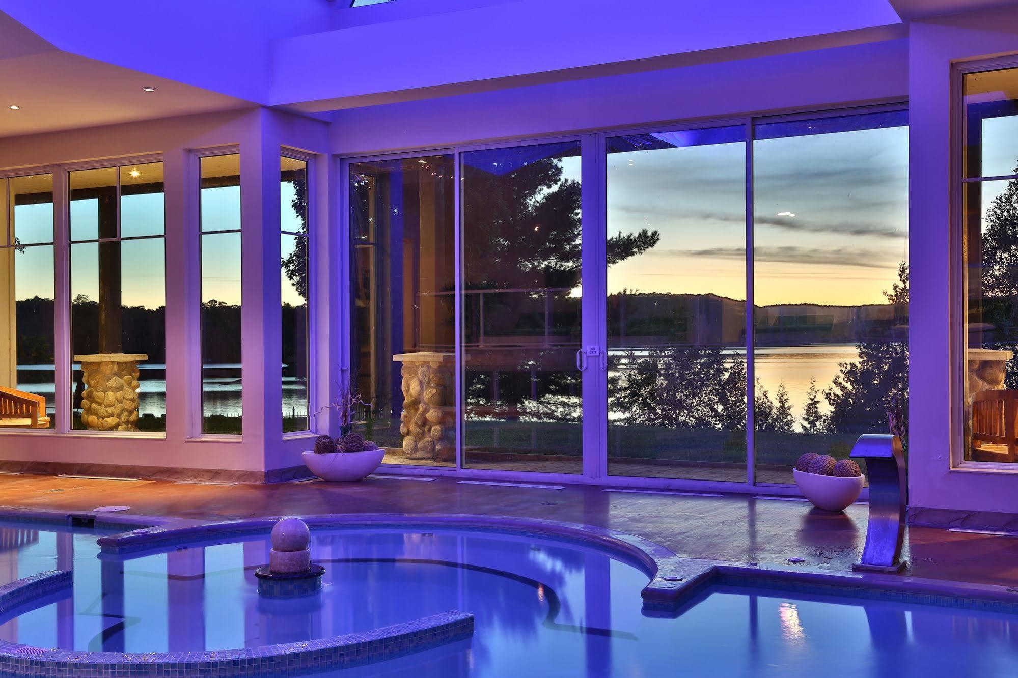 Sir Sam'S Inn & Spa (Adults Only) Haliburton Εξωτερικό φωτογραφία