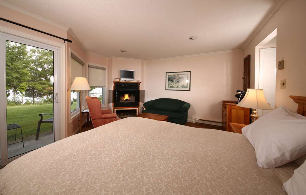 Sir Sam'S Inn & Spa (Adults Only) Haliburton Δωμάτιο φωτογραφία